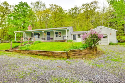 Mountain-View Home in Great Valley with Large Yard! House in Cattaraugus