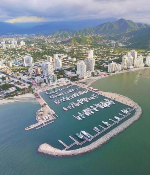 Aparta hotel aviva Apartment in Santa Marta