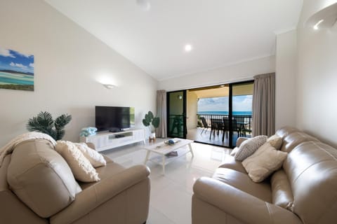 Whitsunday Beachfront Apartment on Coral Esplanade Apartment in Whitsundays