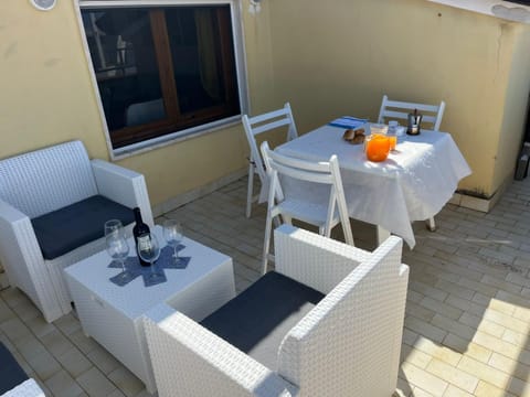 Penthouse beach apartment in Scalea Apartment in Scalea