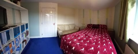 Jodefa 2 Vacation rental in Walsall