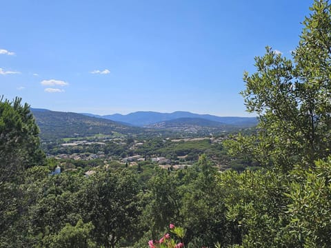 Villa à Sainte Maxime avec piscine, 10 personnes, Quartier du Sémaphore - FR-1-768-87 Villa in Sainte-Maxime