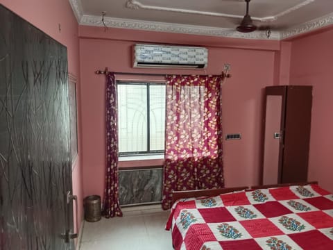 red rose guest house Bed and Breakfast in Kolkata