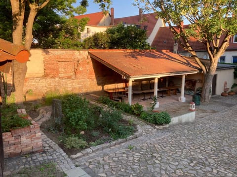 Garden, Balcony/Terrace