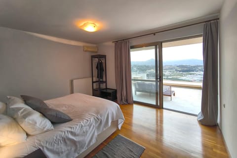 Villa Mirtylla luxury retreat w Pool, BBQ and Gym Villa in Heraklion