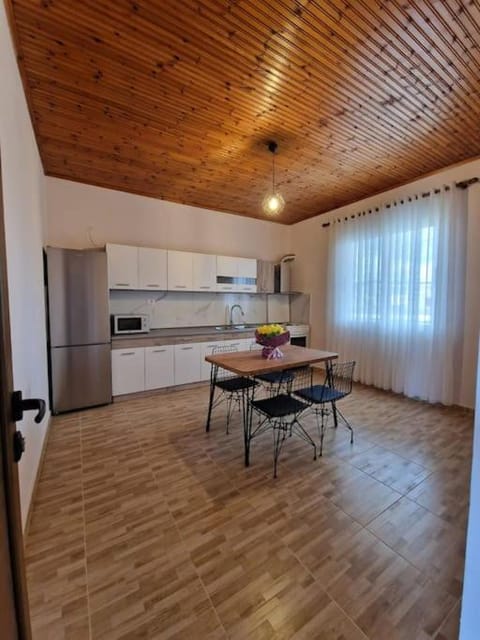Villa Villa in Vlorë