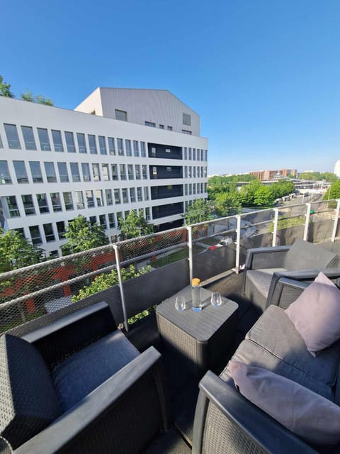 Patio, Balcony/Terrace