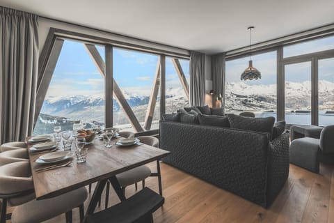 Natural landscape, Living room, Dining area, Mountain view