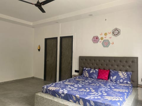 X-Plosiv Farm Vacation rental in Noida