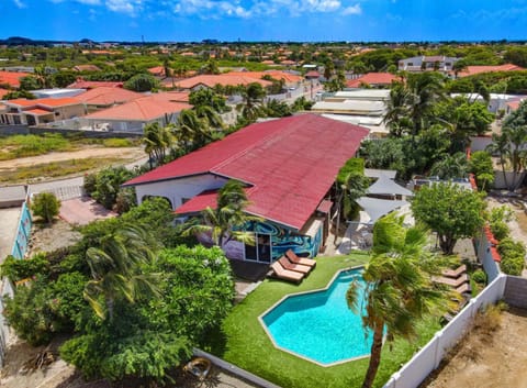 Property building, Day, Neighbourhood, Bird's eye view, Garden, Pool view, Swimming pool, sunbed