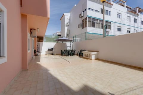 The one AP Apartment in Quarteira