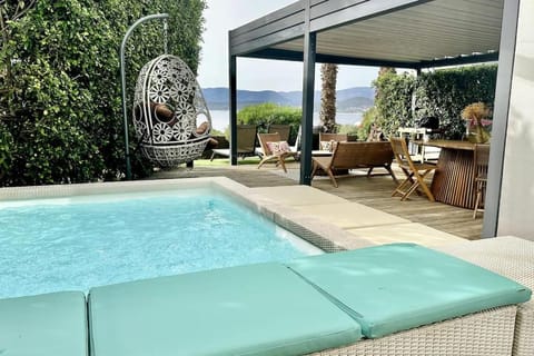 Patio, Hot Tub, Sea view, sunbed