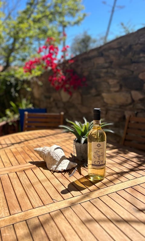 Food and drinks, Dining area