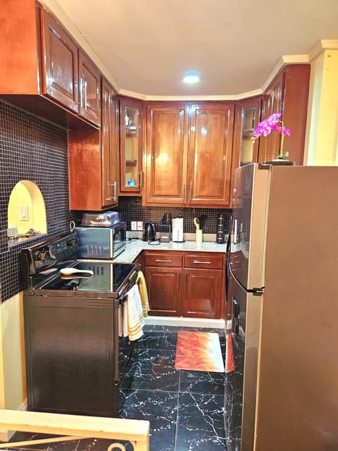 Kitchen or kitchenette, oven, stove