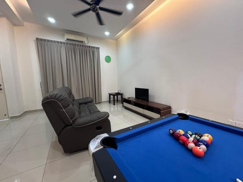 Austin Landed with Pool Table AR43 House in Johor Bahru