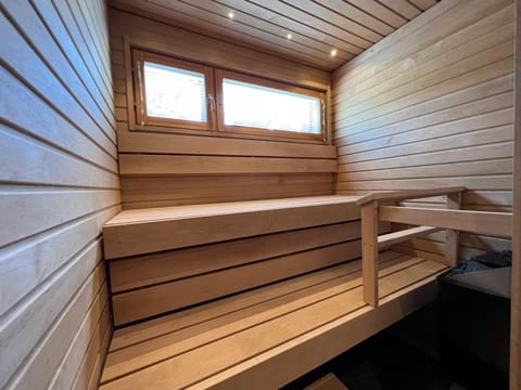 Sauna, Sauna, Spa and wellness centre/facilities