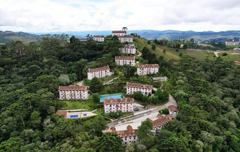 Bird's eye view, Mountain view