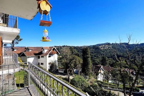 View (from property/room), Balcony/Terrace, Mountain view