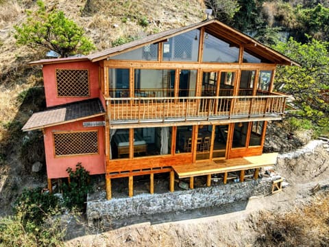 View (from property/room), Balcony/Terrace