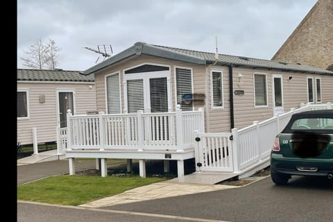 Church View - Luxury holiday home at Haven Church Farm House in Bognor Regis