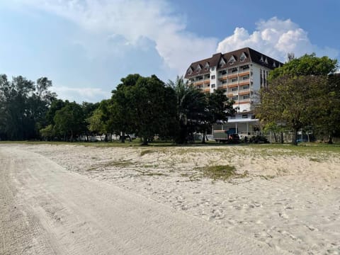 Property building, Natural landscape, Beach