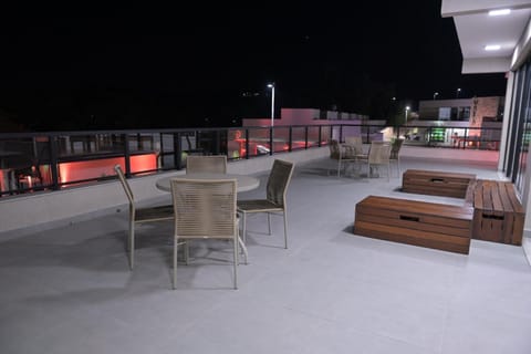 Night, Balcony/Terrace