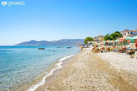 Θέαhouses House in Samos, Greece