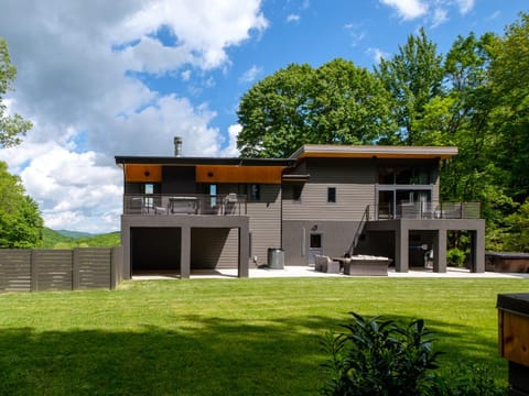 Property building, Patio, Garden view