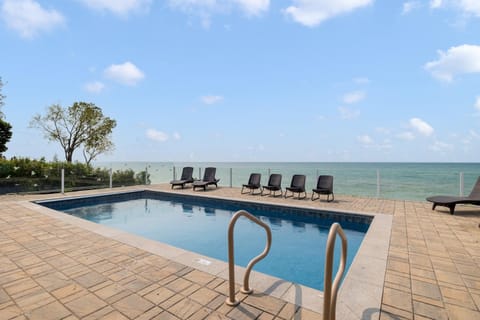 Natural landscape, Pool view, Sea view, Swimming pool, sunbed