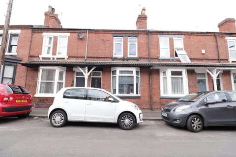 contractors house Apartment in Doncaster