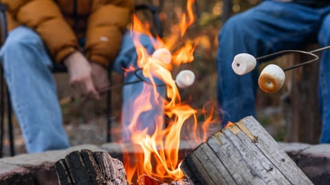 Saddle N' Sage, 7 Min To Glacier, Fire Pit Casa in Coram