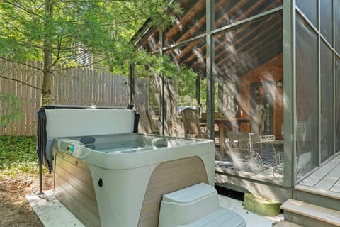 Meadow Pines House in Michiana Shores