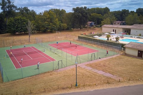 Tennis court