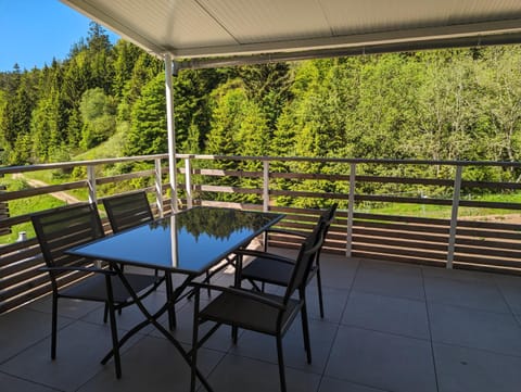 View (from property/room), Balcony/Terrace