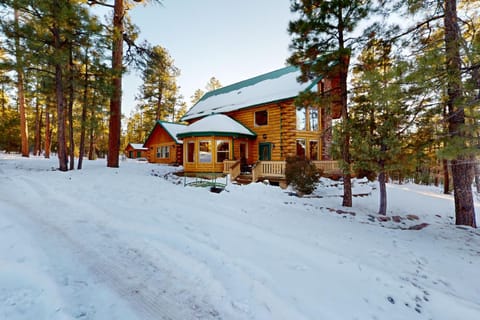 Piney Knoll House in Pinetop-Lakeside