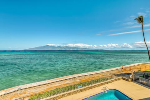 Kahana Reef 413 Apartment in Kahana