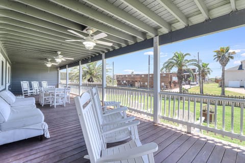 El Cerrito Place House in Port Aransas