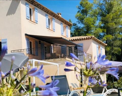 Villa bella piscine 12 personnes House in Fayence