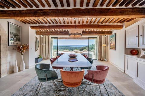 Vue Dexception A Gordes House in Gordes