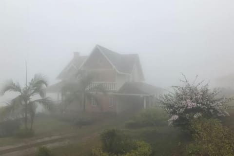 Villa Monterrey- Mesa de Los Santos House in Santander, Colombia