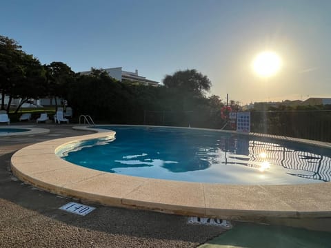 Pool view, Swimming pool, Sunrise