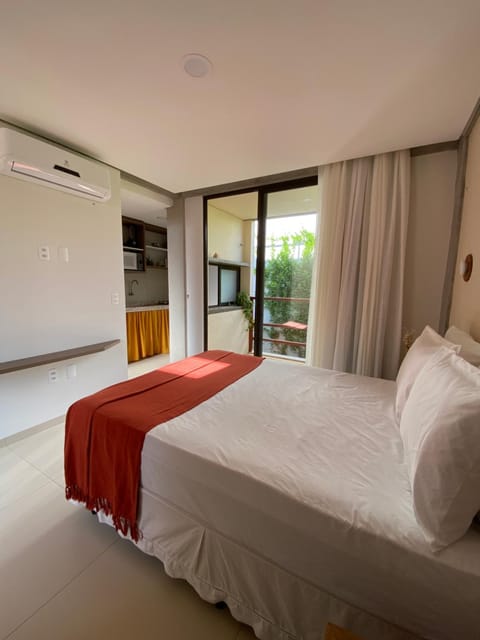 Bed, Photo of the whole room, Bedroom, air conditioner