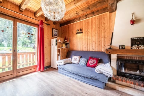 Demi-Chalet Les Trolles 6-8 pers Chalet in Haute-Savoie