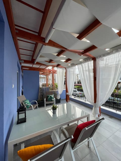 Balcony/Terrace, Living room, Seating area