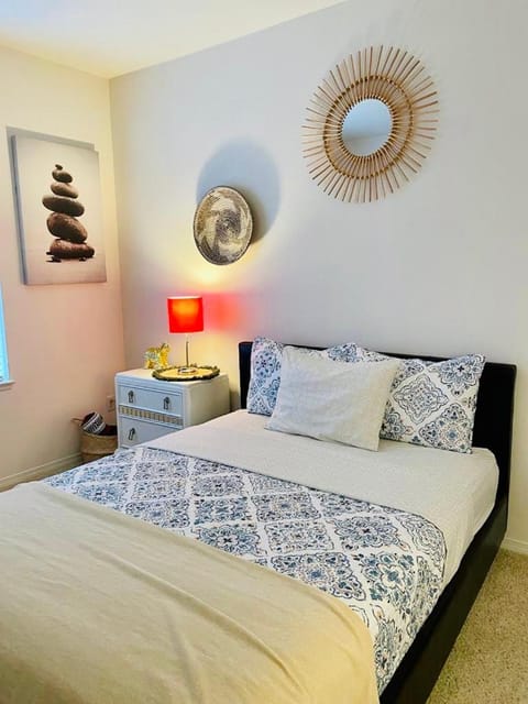 Private Room Elegant Escape In Marina Del Rey Bed and Breakfast in Venice Beach