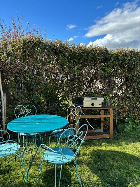 Garden, Balcony/Terrace