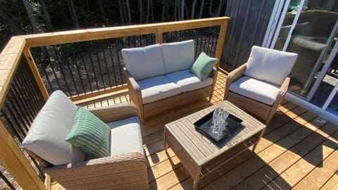 Patio, Seating area