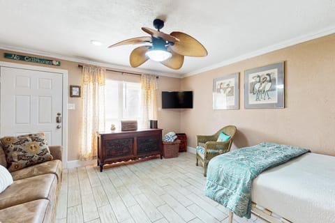 Quaint Oasis Apartment hotel in North Padre Island