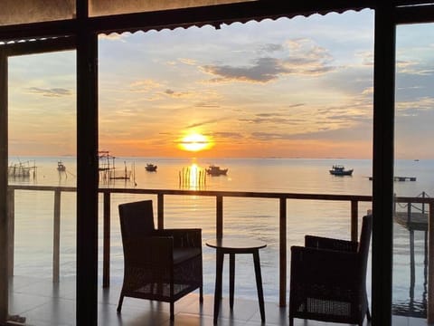 Natural landscape, View (from property/room), Balcony/Terrace, furniture