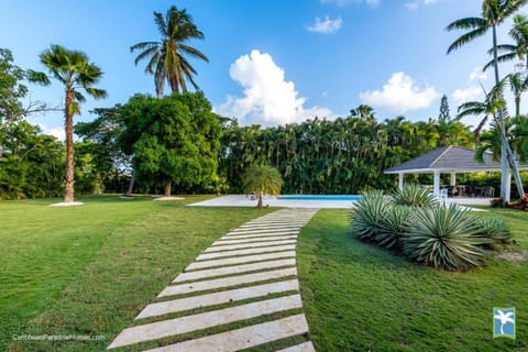 Garden view, Pool view, Swimming pool